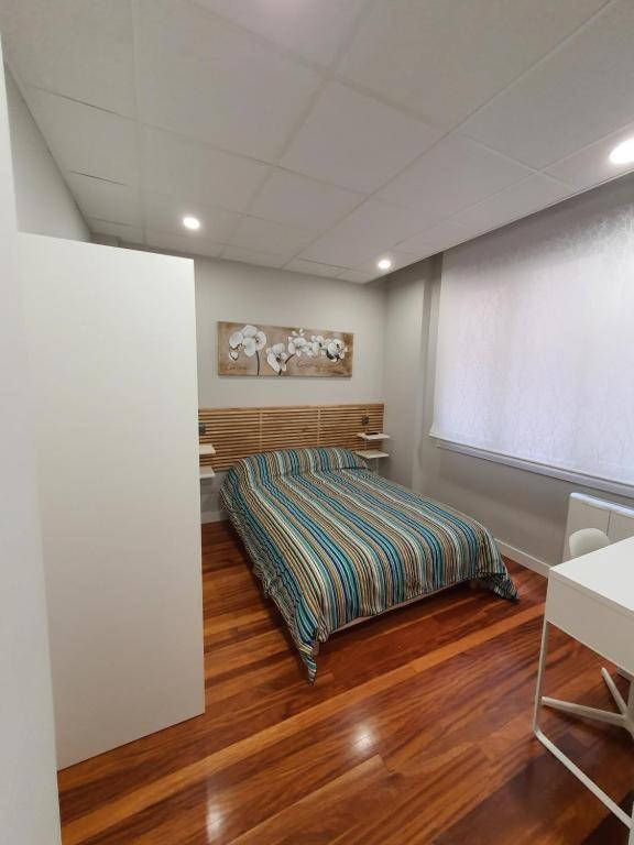 Pension Guggenheim Riverview Hbi01297 Bilbao Eksteriør bilde