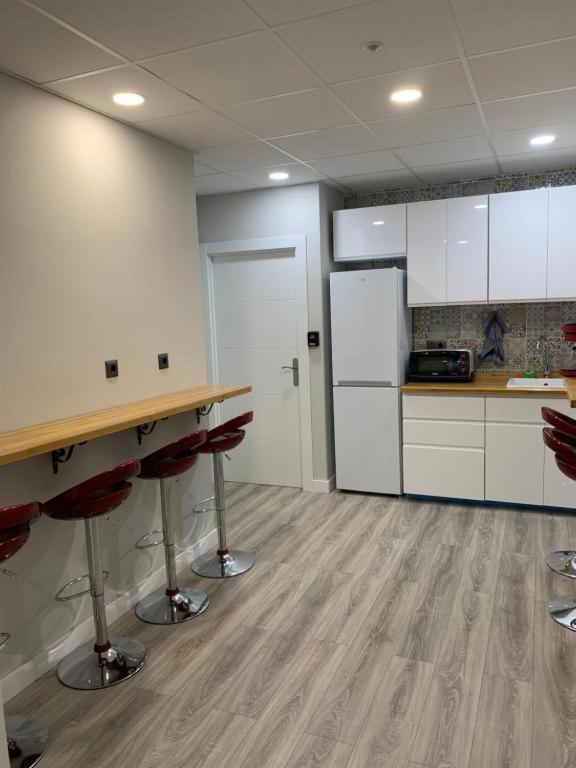 Pension Guggenheim Riverview Hbi01297 Bilbao Eksteriør bilde